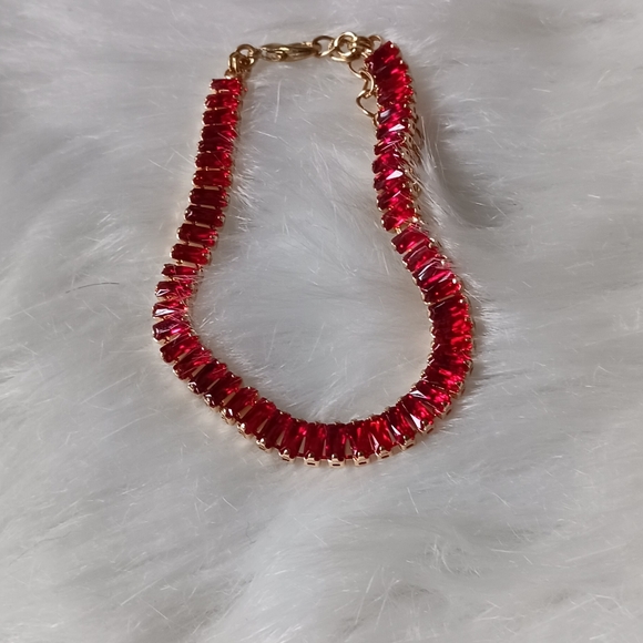 Red Rhinestone Gold Chain Bracelet - Picture 10 of 12